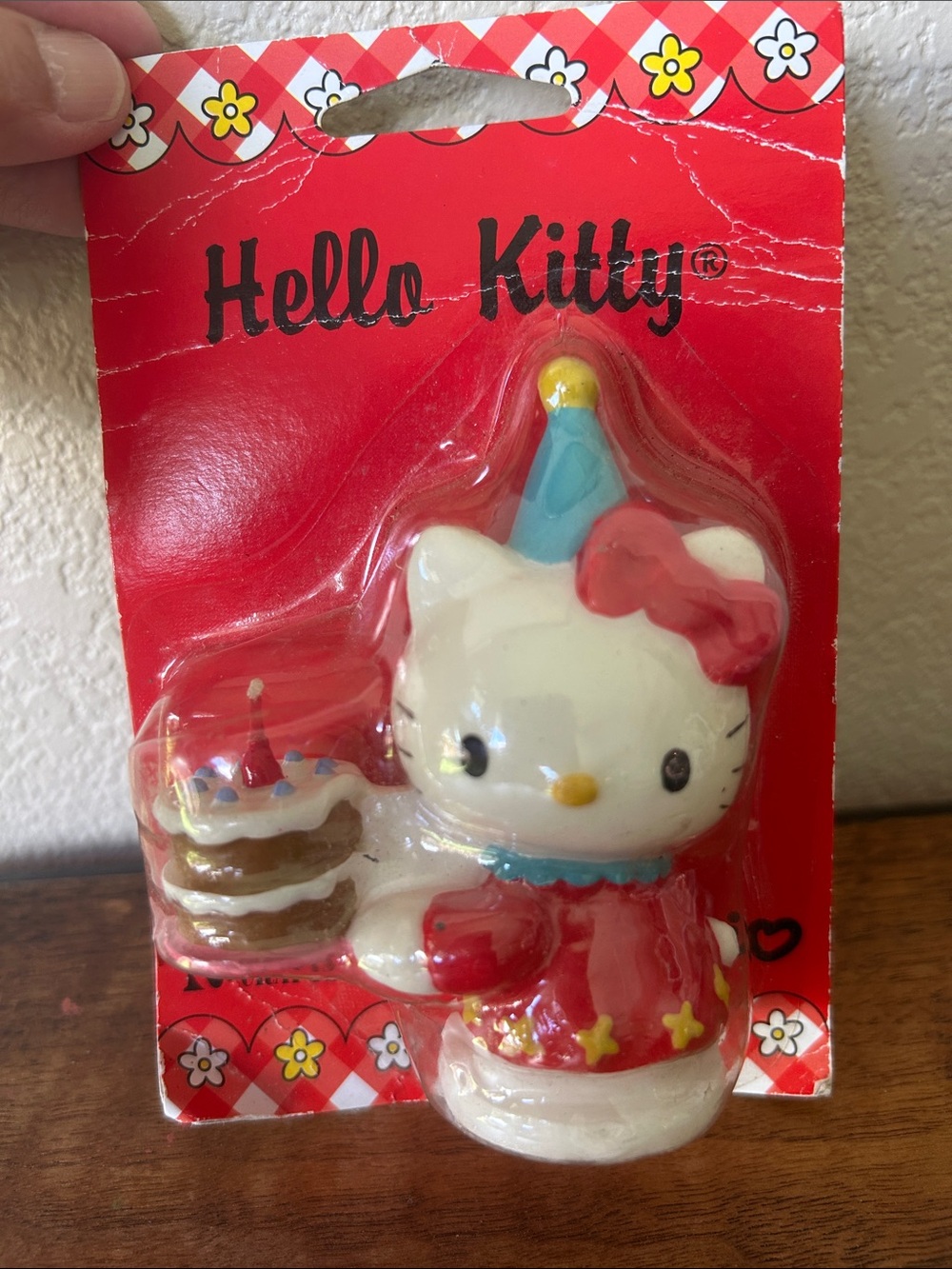 Hello Kitty Holding Cake 2006  Birthday Candle Vintage
